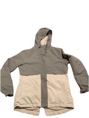Magellan Outdoors Light Gray Hooded Softshell Jacket